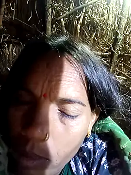 Cutsedi3's cam snapshot