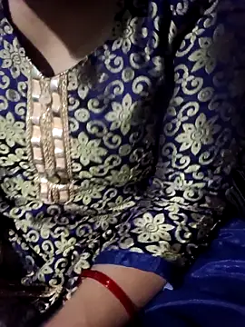 01Mona's cam snapshot