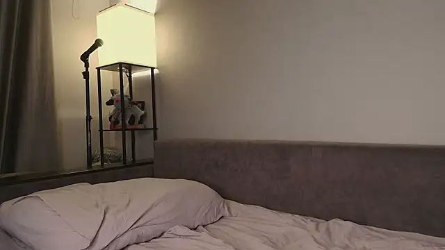 Only_KiraRi live sex cam