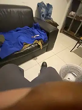 hudson19cm's cam snapshot