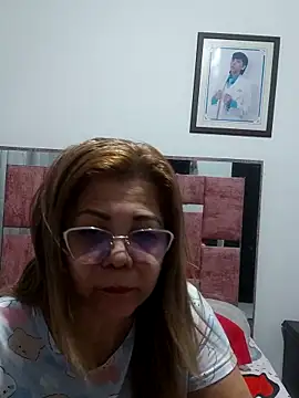 Amberknighte's cam snapshot