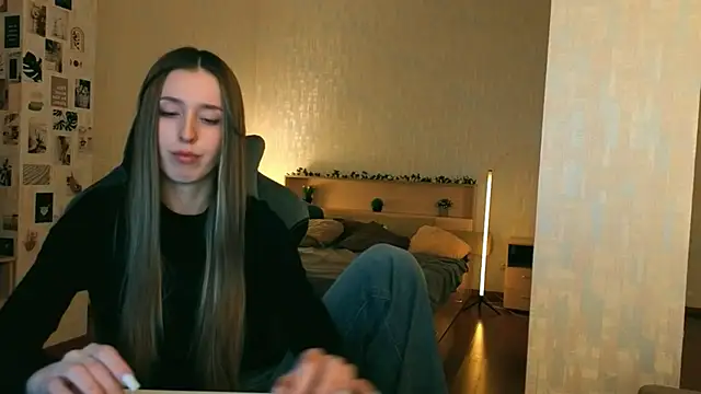 yourrdanceteacher's cam snapshot