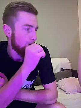 Melannyy076 live sex cam