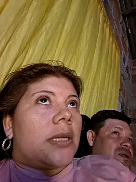 lady_and_charly's cam snapshot