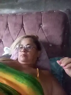 natally_ross21's cam snapshot