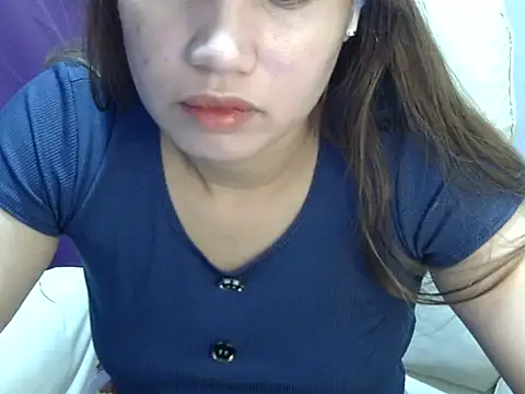 __luvvlll01__'s cam snapshot