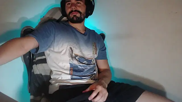 LuciferSantoryu live sex cam