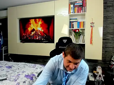 SpartacusDaddy48 live sex cam