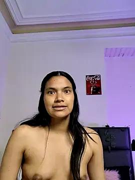 Julieta_Parker's cam snapshot