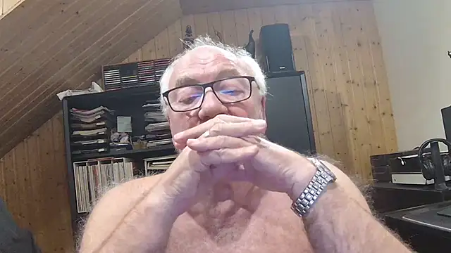 biggandybig's cam snapshot