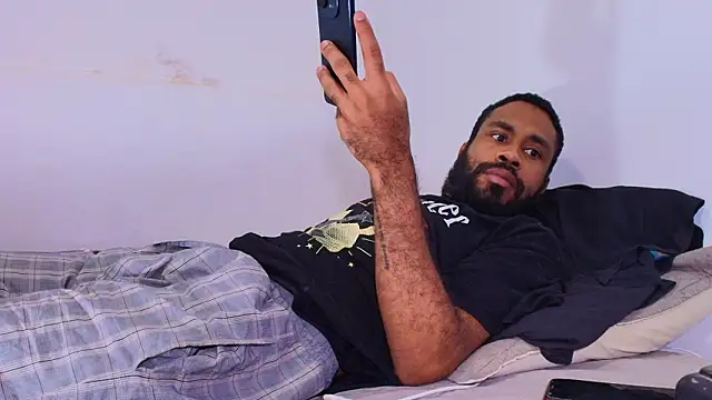 KaelMoreau's cam snapshot