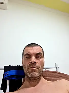 DOMINATOR_SIR-MASTER's cam snapshot