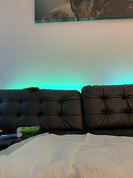 IsabellaEtthan's cam snapshot