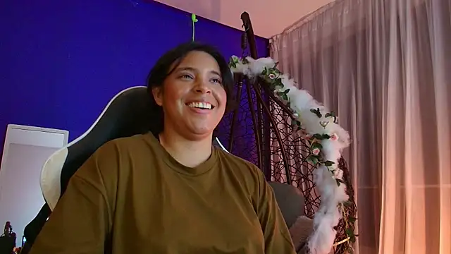 Emmapark_'s cam snapshot