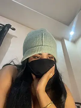 Nabila-hanouna's cam snapshot