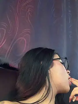 Dannii-'s cam snapshot