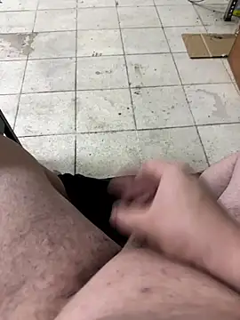 Can3438q live sex cam