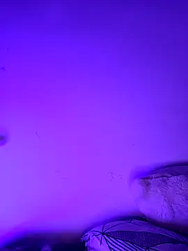 iamlalamilano's cam snapshot