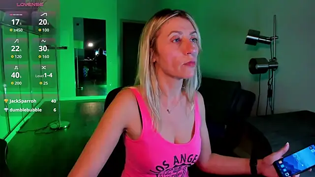 ZoeGrant's cam snapshot