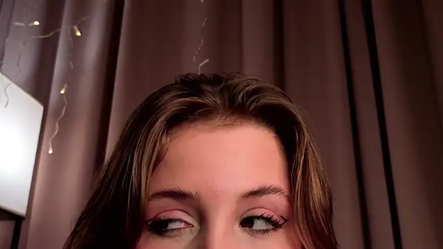 LoveSeekins live sex cam