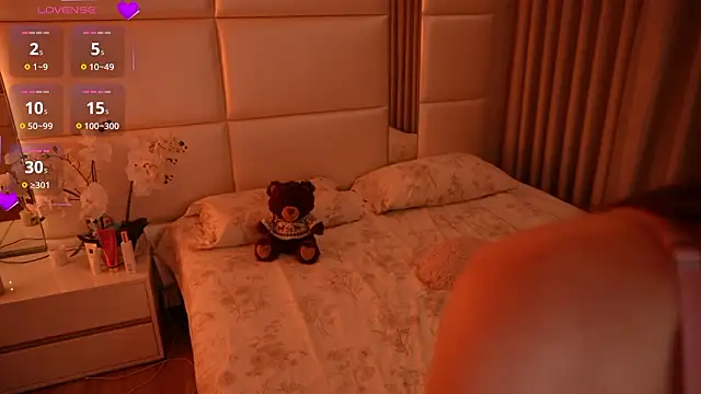 Lilly_Colins's cam snapshot