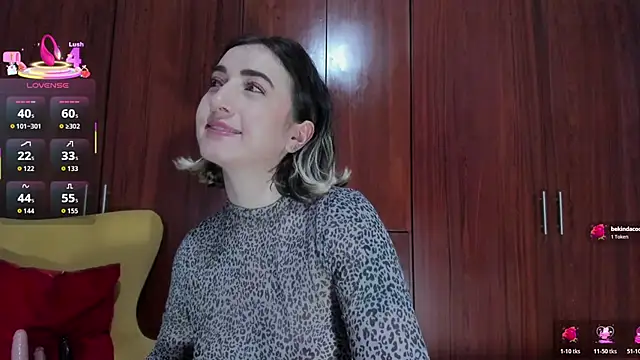 carly_grasso's cam snapshot