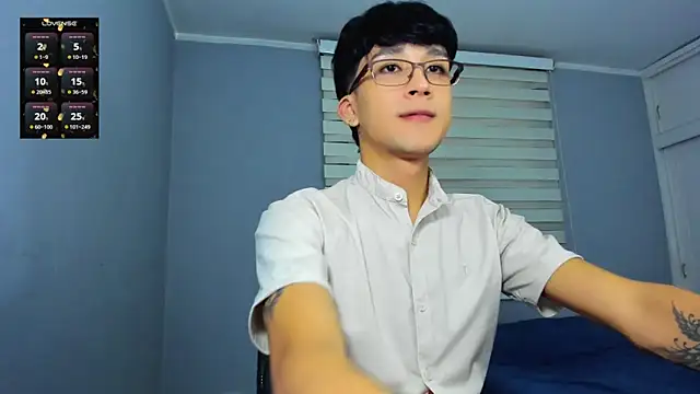 tom_Howard live sex cam