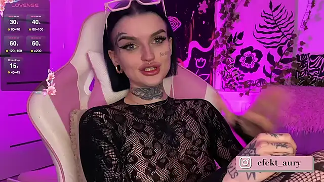 AuraVixxen live sex cam