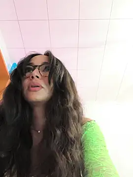 Naughty-Jessie live sex cam