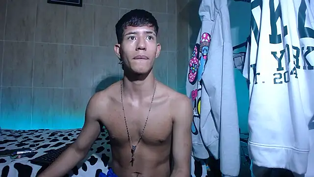 dareck_18 live sex cam