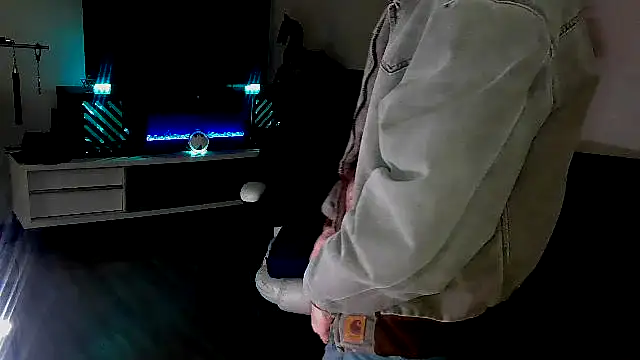 Towndude123 live sex cam