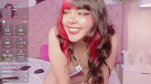 EllieNeptune_'s cam snapshot