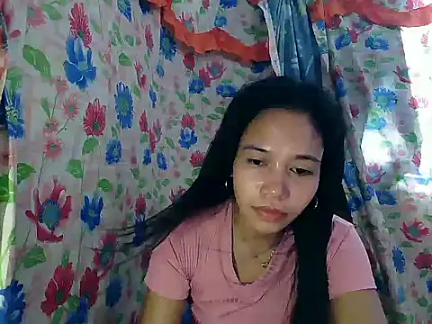 PinaySkinnyGirl live sex cam