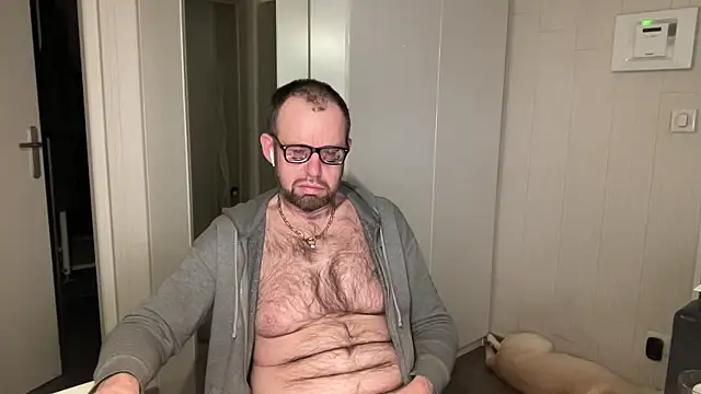 FABIOGLASSES's cam snapshot