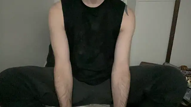 alphajoshkosh's cam snapshot