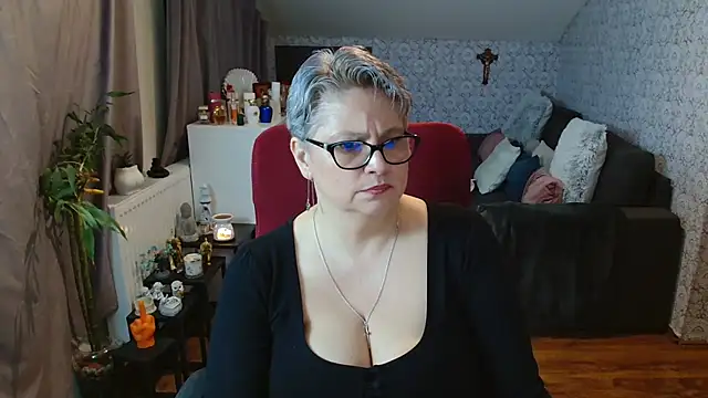 bigtits4you's cam snapshot