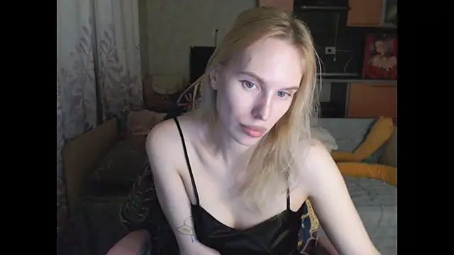 Elsa_Li's cam snapshot