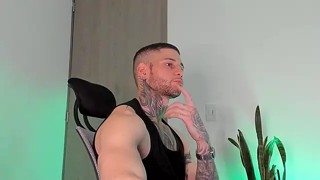 _jamesleandros1 live sex cam