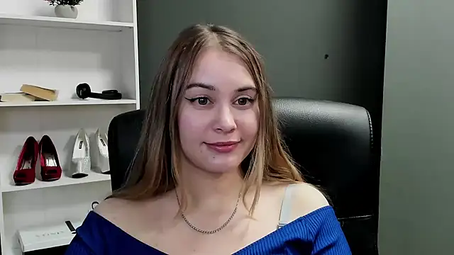 kitty_valeria's cam snapshot