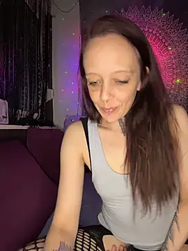 MarryQuinnLive's cam snapshot