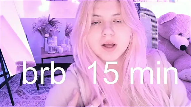 DiaAngell's cam snapshot