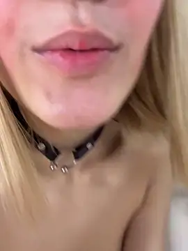 SweetBunnyGF live sex cam