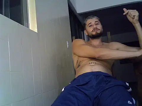 guzz_fit's cam snapshot