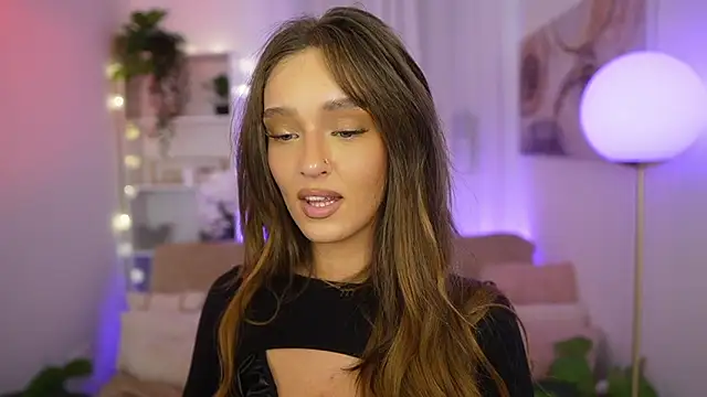 Clara_Nia's cam snapshot