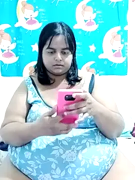 SusanaEshwar's cam snapshot