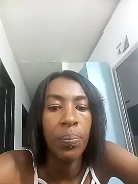 caryn_johnson's cam snapshot