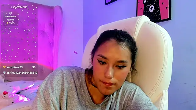 _Sophie__miller's cam snapshot