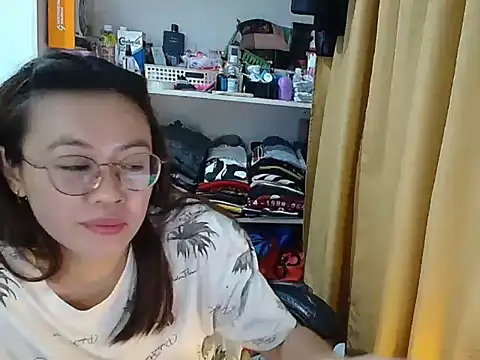 crizzybel's cam snapshot