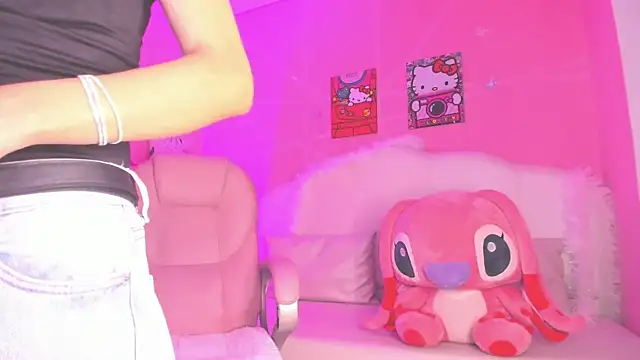 isabella_castillo_'s cam snapshot