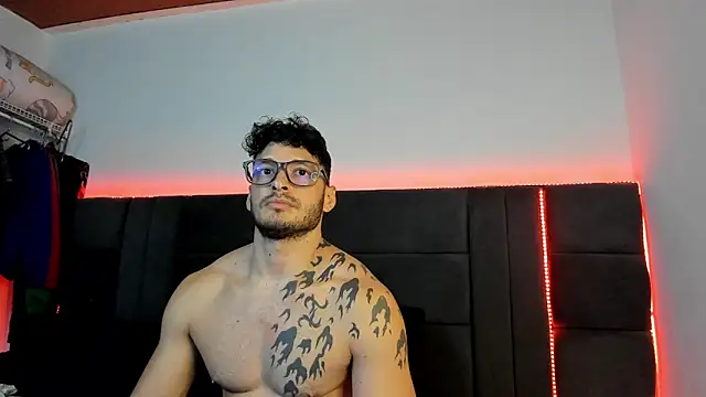 alejandro__2 live sex cam